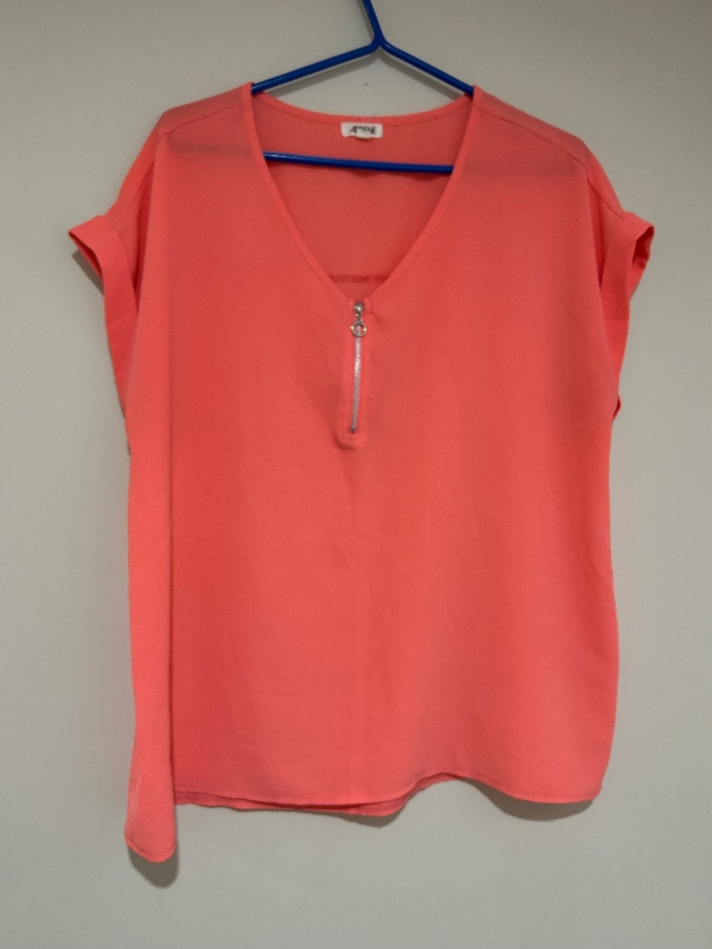 Zip up shirt